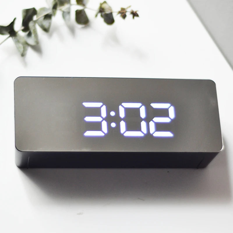 Luxury Aura Clock